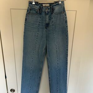 Abercrombie & Fitch Light Blue Denim Jeans “The Loose High Rise”